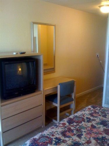 Studio Inn Ливърмор Екстериор снимка